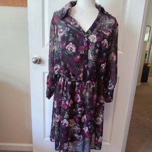 Dark floral button front blouson dress. Speechless . Large